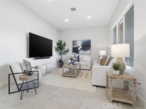 2122 Swaim Way, Tustin, CA