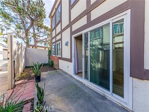 15510 Williams F , Tustin, CA