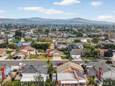 13252 Marshall , Tustin, CA