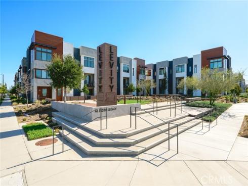 167 Waypoint , Tustin, CA