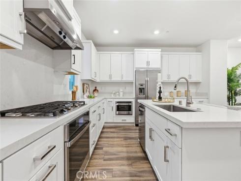 167 Waypoint , Tustin, CA