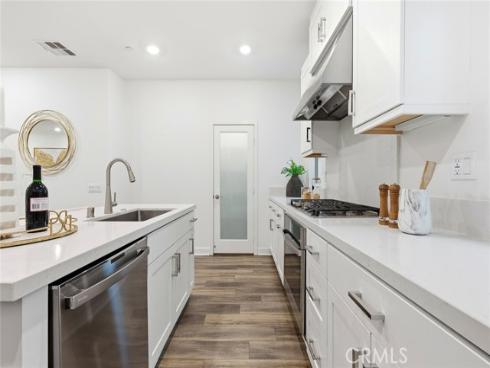 167 Waypoint , Tustin, CA