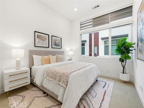 167 Waypoint , Tustin, CA