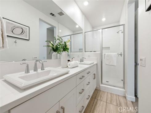 167 Waypoint , Tustin, CA