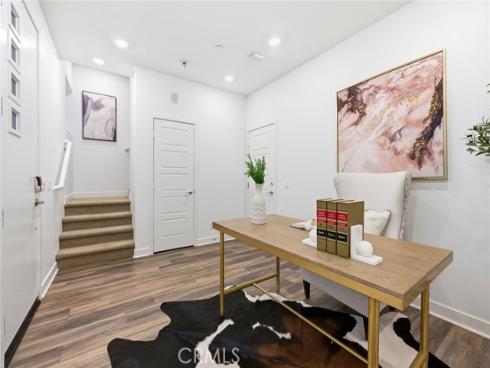 167 Waypoint , Tustin, CA