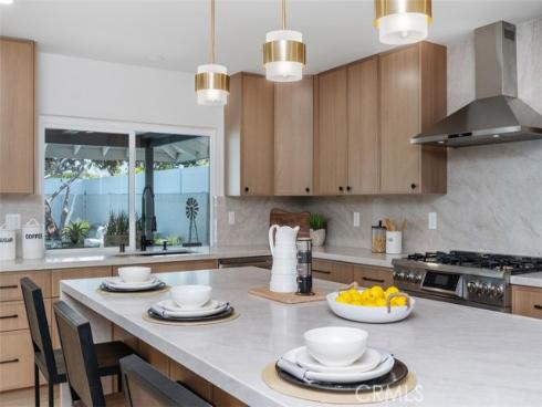 13762  Palace   Way, Tustin, CA