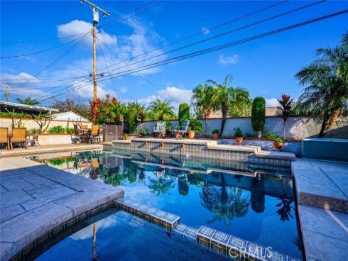 14132  Carfax  , Tustin, CA