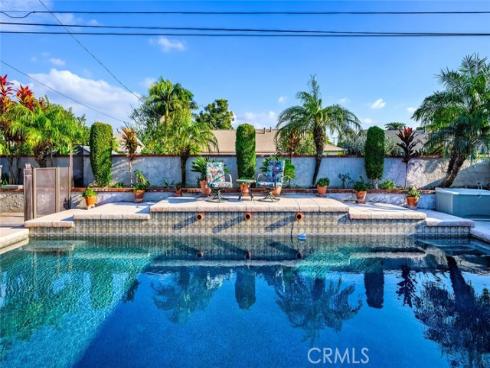 14132  Carfax  , Tustin, CA