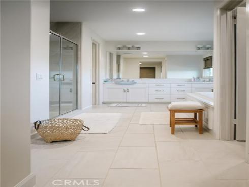 279  Barnes  , Tustin, CA