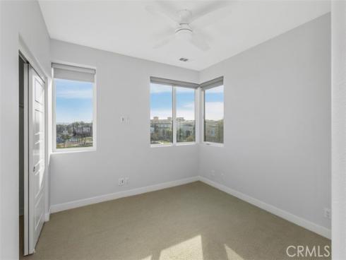 430 Transport , Tustin, CA