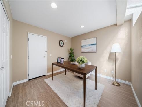 2894  Player Ln  , Tustin, CA