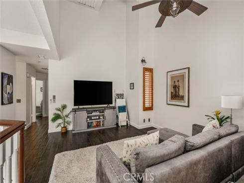 14682 Holt , Tustin, CA