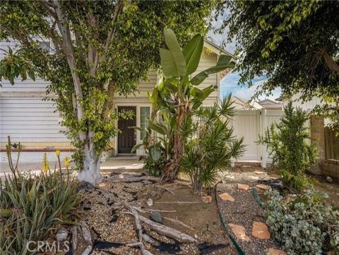 14682 Holt , Tustin, CA