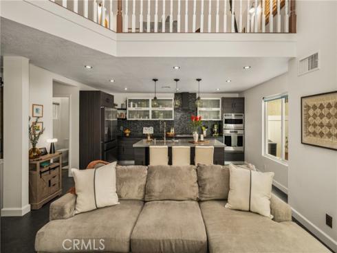 14682 Holt , Tustin, CA