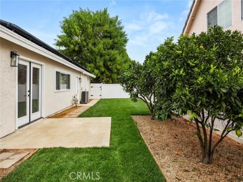 1782  Green Meadow  , Tustin, CA