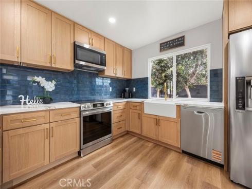 1782  Green Meadow  , Tustin, CA