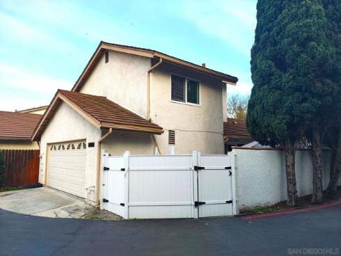 14491 Pinewood Rd , Tustin, CA