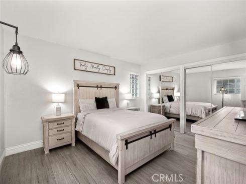 1271 Garland , Tustin, CA