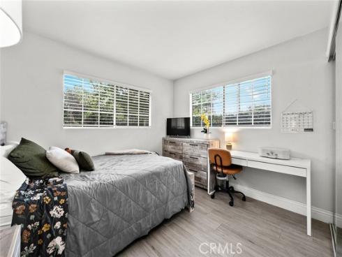 1271 Garland , Tustin, CA