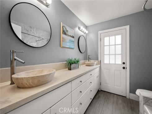 1271 Garland , Tustin, CA