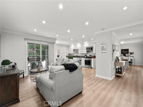 1271 Garland , Tustin, CA