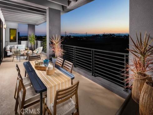 16175  Dawn  207  Way, Tustin, CA