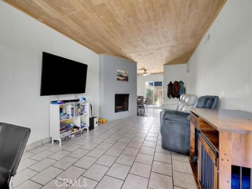 13902  Yorba  14C , Tustin, CA