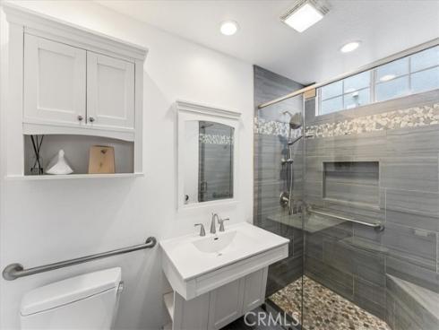 11729  Sleeper  , Tustin, CA