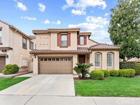 11729  Sleeper  , Tustin, CA