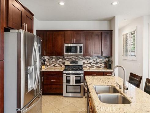 11729  Sleeper  , Tustin, CA