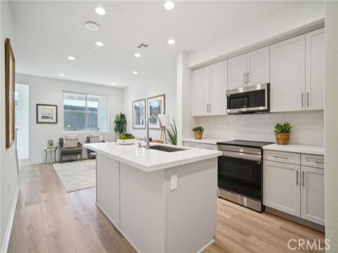 148  Balsawood  , Tustin, CA