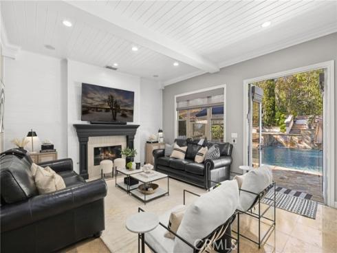 10885 Silverado , Tustin, CA