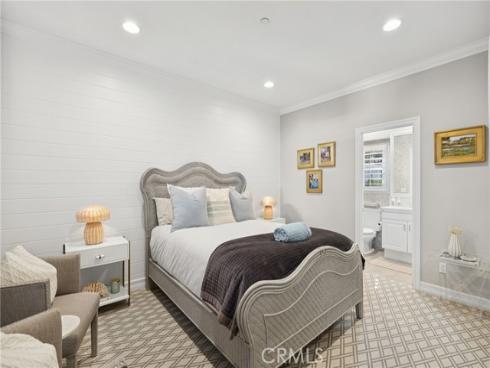 10885 Silverado , Tustin, CA