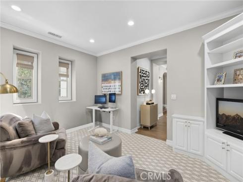 10885 Silverado , Tustin, CA