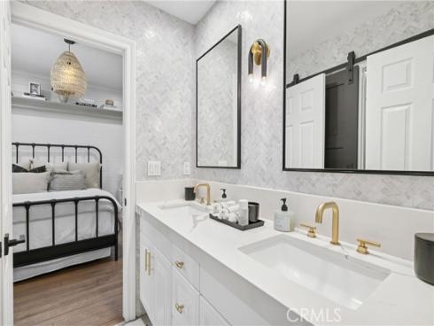 10885 Silverado , Tustin, CA