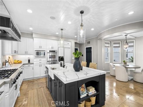 10885 Silverado , Tustin, CA