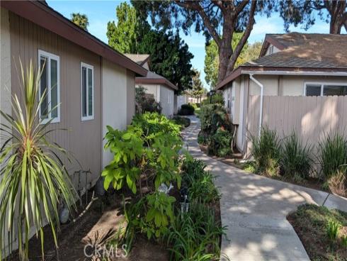 17956  Irvine Blvd  , Tustin, CA