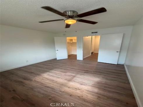 15821  S Myrtle  , Tustin, CA