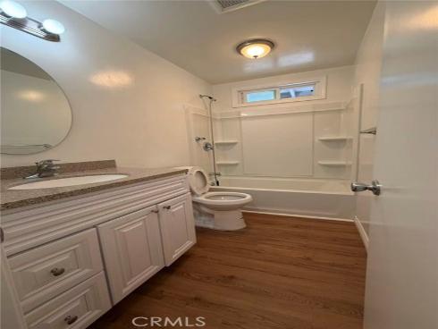 15821  S Myrtle  , Tustin, CA