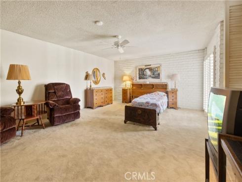 13431  Elizabeth  , Tustin, CA