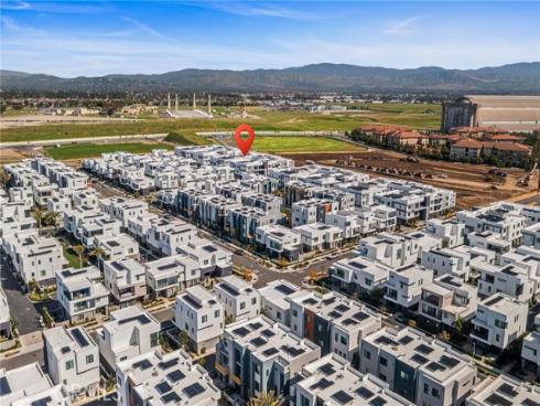 16175  Dawn  302  Way, Tustin, CA