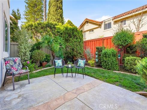 2061  Pueblo  , Tustin, CA