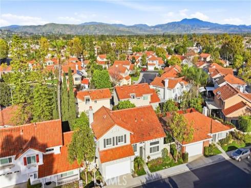 2061  Pueblo  , Tustin, CA