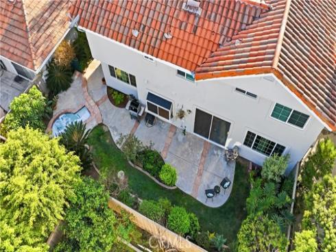 2061  Pueblo  , Tustin, CA