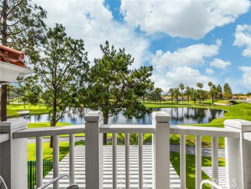 2444  Aquasanta  , Tustin, CA