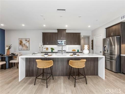 16235  Dawn Way  201 , Tustin, CA