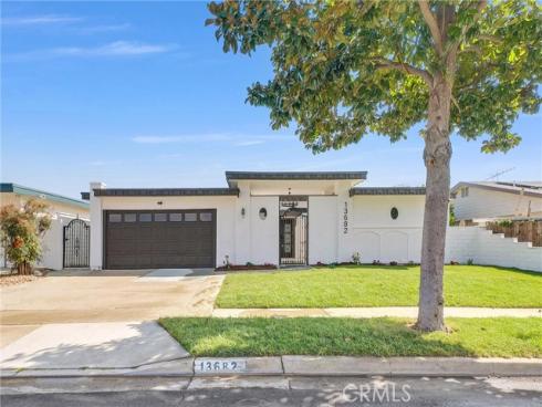 13682  Carroll  , Tustin, CA
