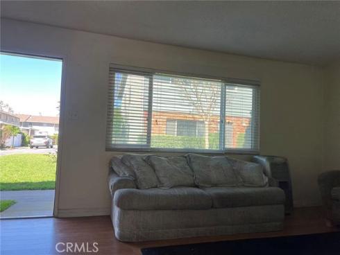 1777  Mitchell  92  Avenue, Tustin, CA