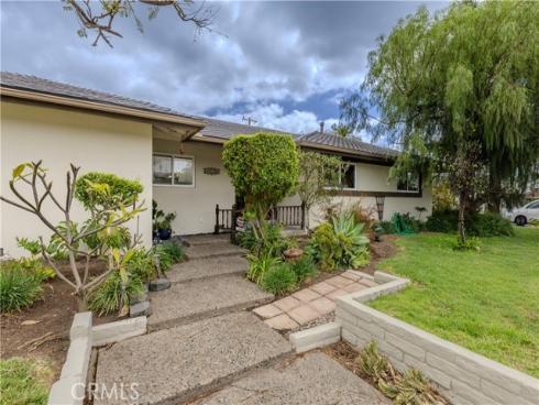 14162  Prospect  , Tustin, CA