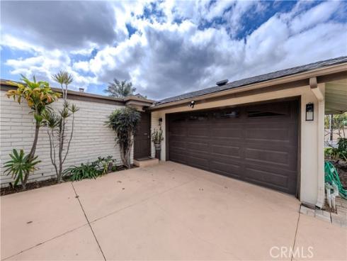 14162  Prospect  , Tustin, CA